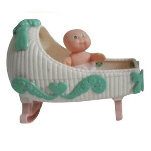 Vintage Cabbage Patch Kids Wind Up Cream Green Doll Cradle Doll Not Included